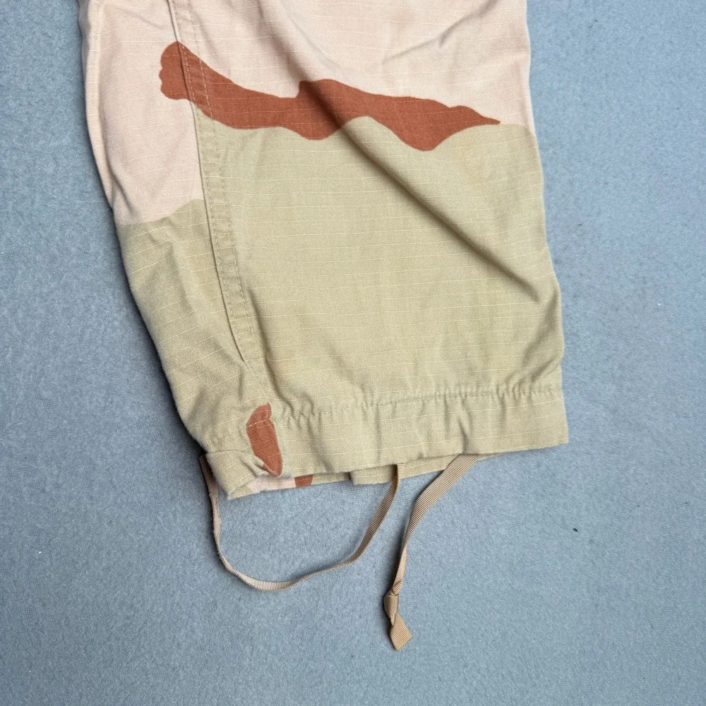US Military 3 Color Desert Camo Cargo Pants Ripstop Small Short 8415-01-327-5329